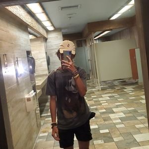 Meet your Posher, Aidan